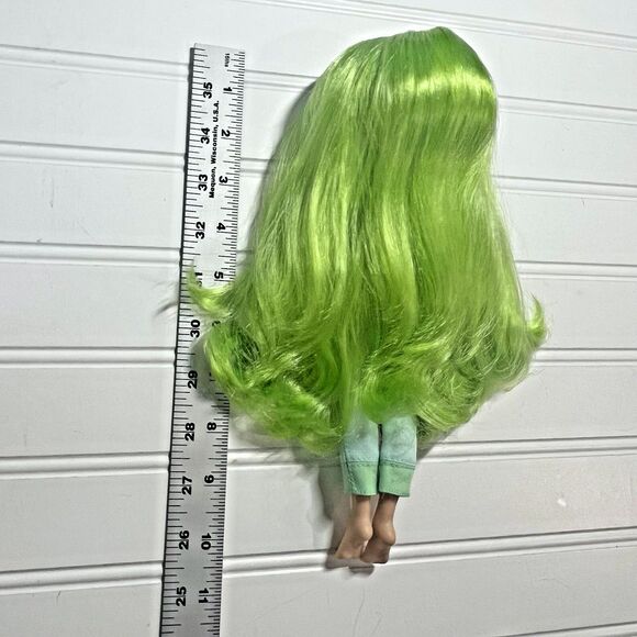 Rainbow High Fashion Jade Hunter Doll MGA Entertainment - Picture 8 of 8